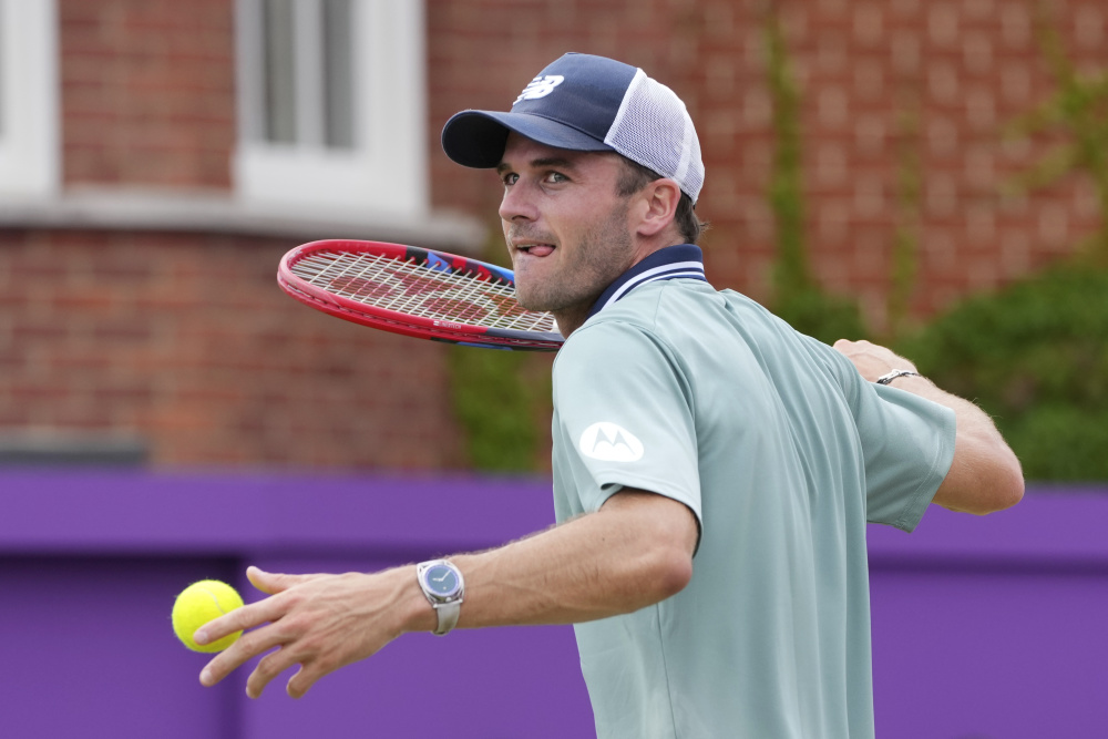 队挽回些许 队挽回些许