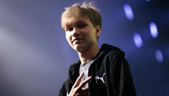 的激烈竞争 的激烈竞争