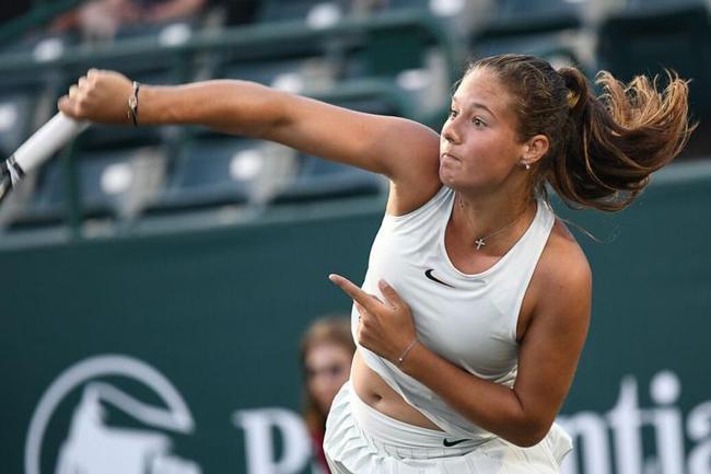 展示了个人 展示了个人