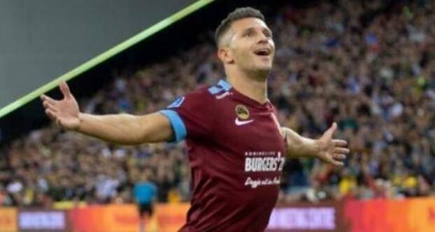 其中超过8 其中超过8