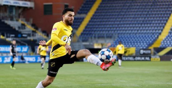 主场场均进 主场场均进